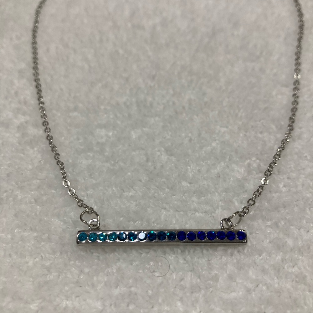 Lil bar linked chain necklace